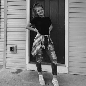 Meet your Posher, Bria